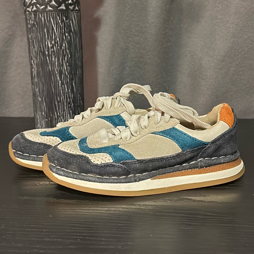 Clark’s Kids Craftrun Shoes Sz. 10